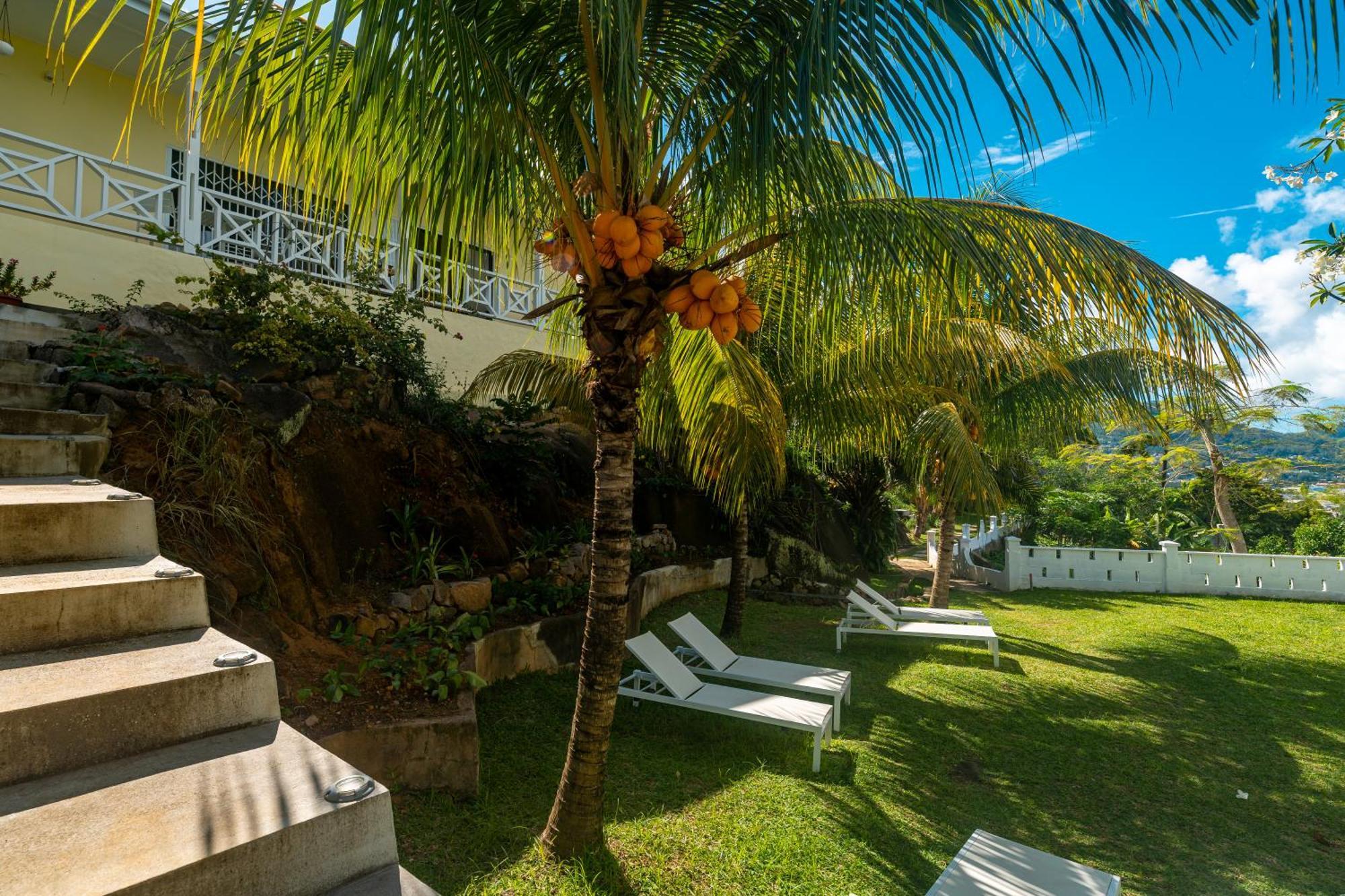 Naturalis - Oceanview Residences Misere Bagian luar foto